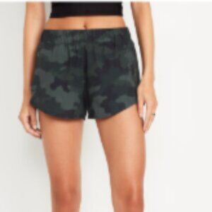 Old Navy Camo shorts